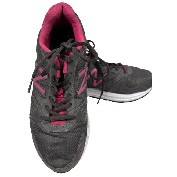 New Balance 380 Women’s Sneakers Running Shoes Size 6 Black Pink Athletic - Picture 11 of 14